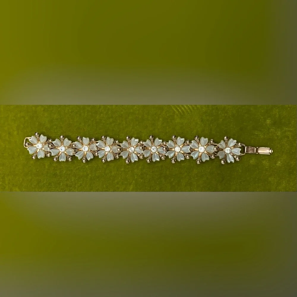 Vintage Rose Gold Vermeil Plastic Flower Bracelet 6”